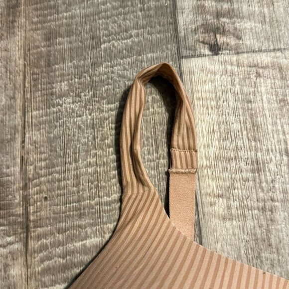 VANITY FAIR multi-function bra- size 38D - Picture 9 of 9